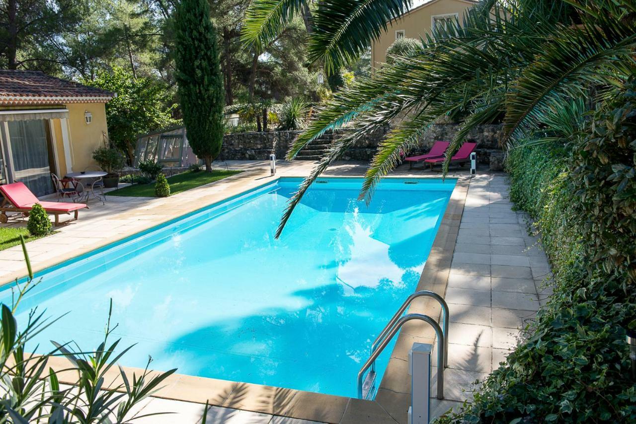 Bed and Breakfast Domaine Jobert Aubagne Exterior foto