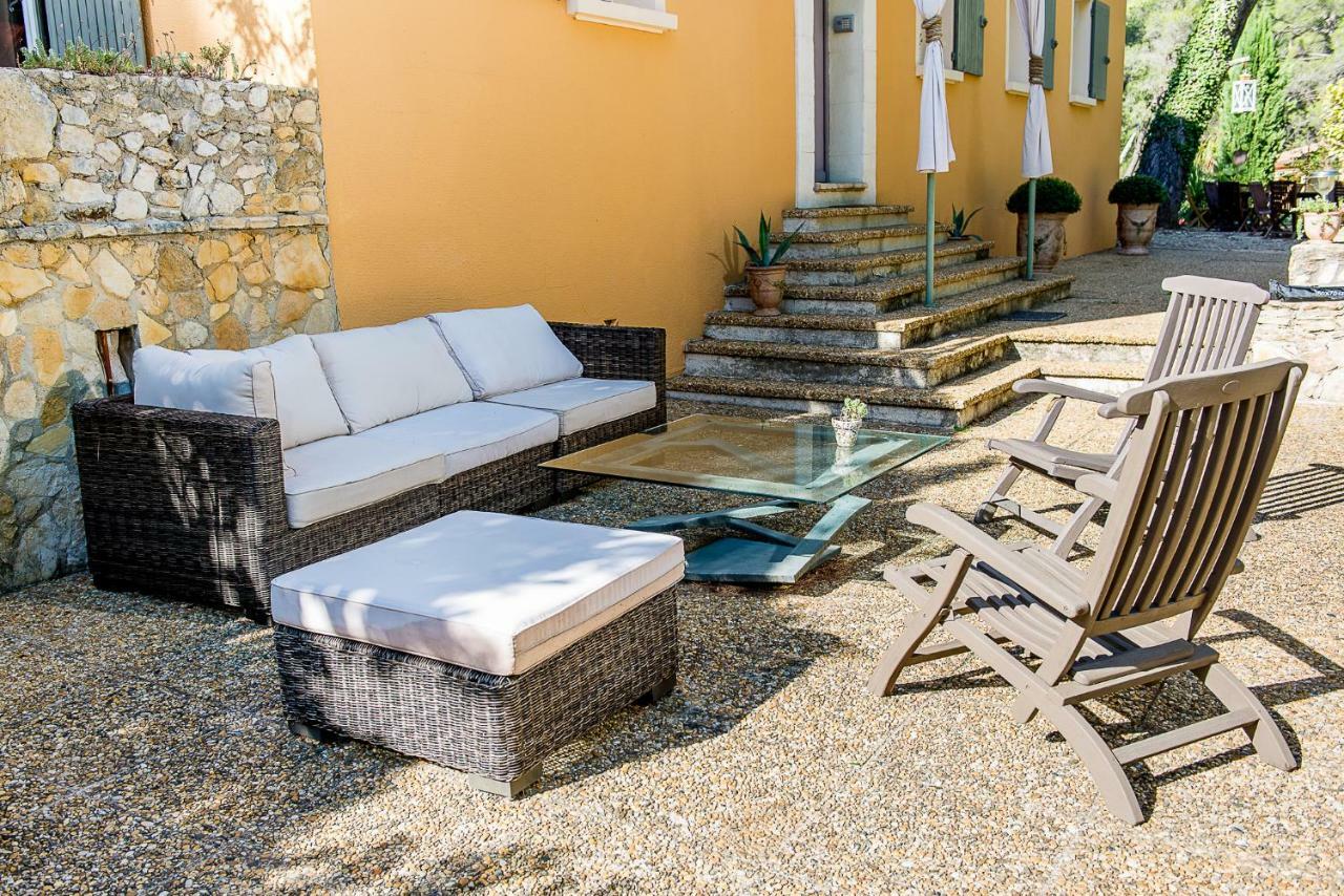 Bed and Breakfast Domaine Jobert Aubagne Exterior foto